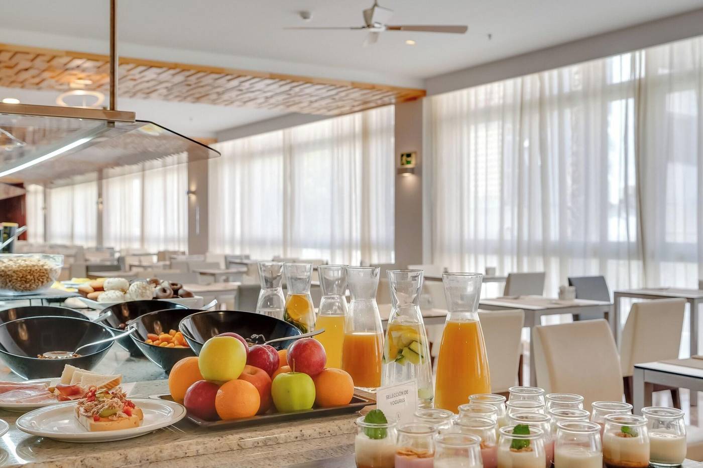 Angela-Restaurant-36