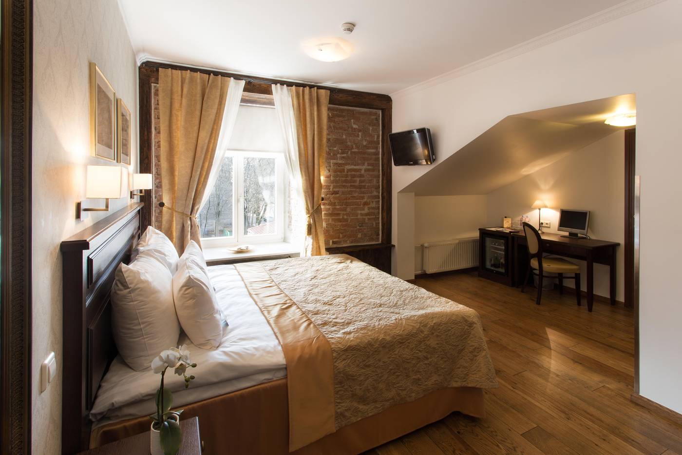 Von-Stackelberg-Hotel-Tallinn-Room-5