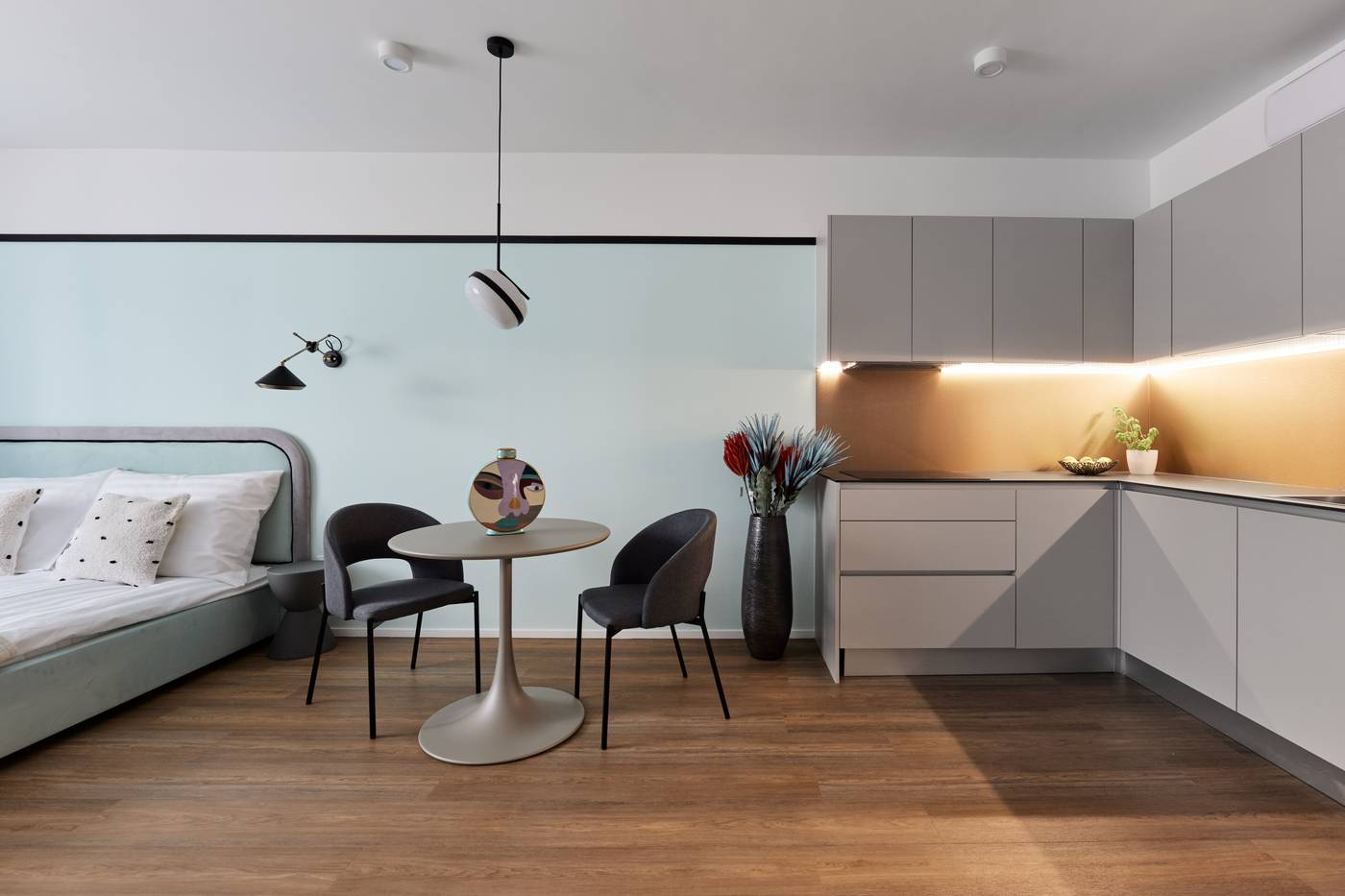 The-Amberlyn-Suite-Hotel-Room-29