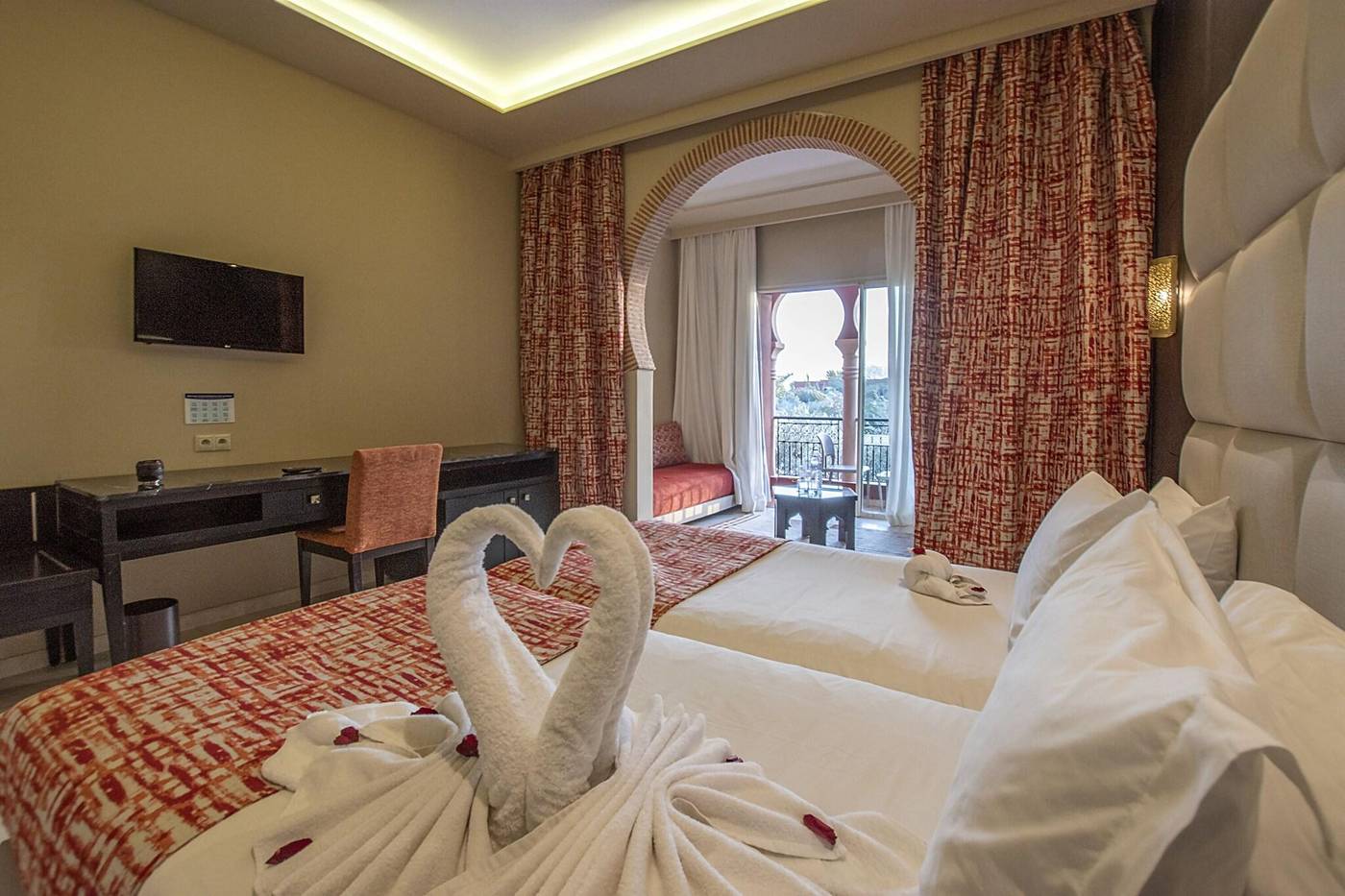 Eden-Andalou-Suites--Aquapark---Spa-Room-37