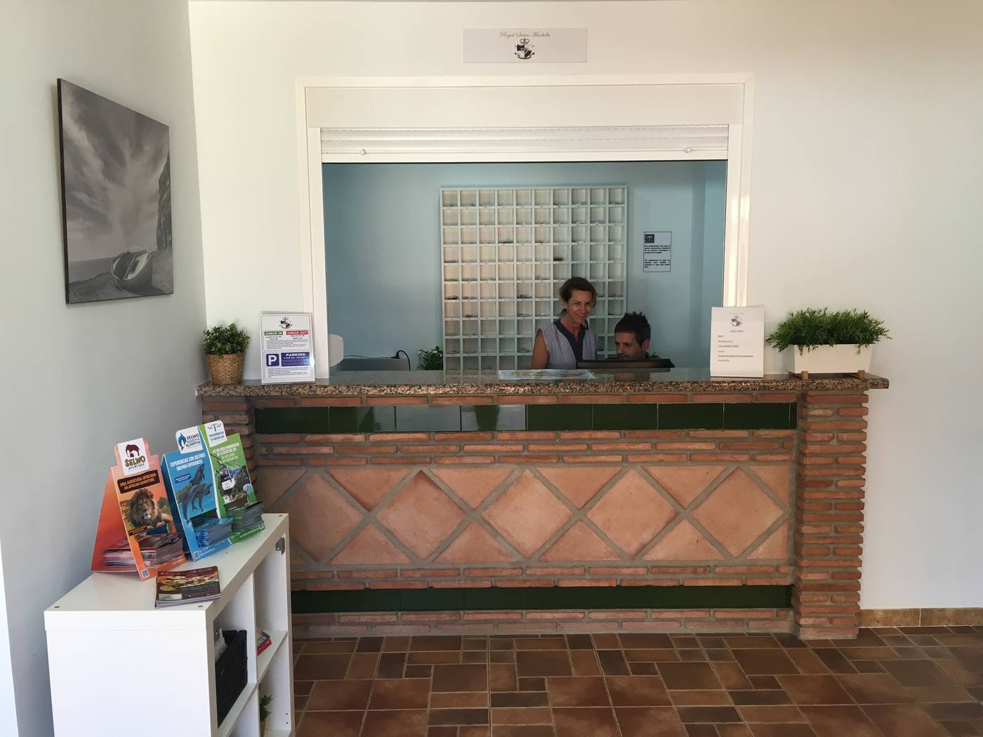 Royal-Suites-Marbella-Lobby-43