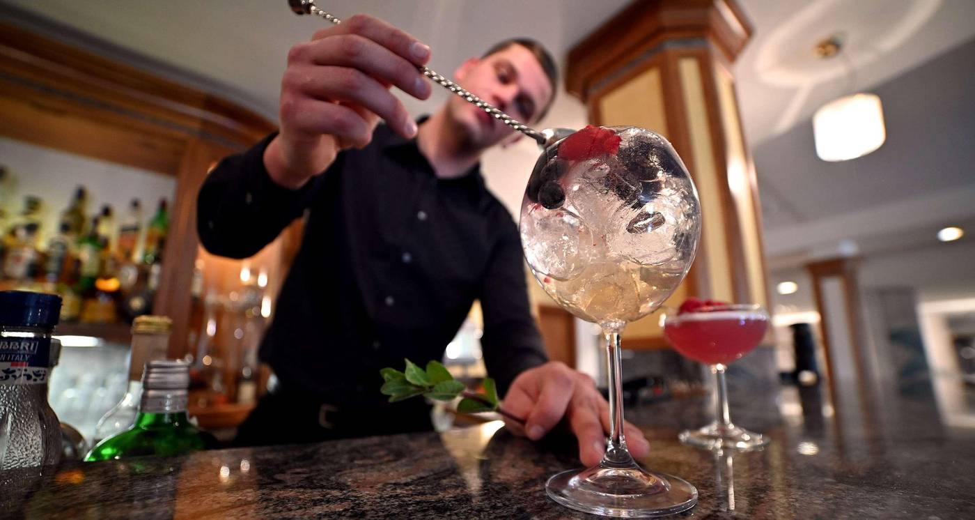 Best-Western-Grand-Htl-Guinigi-Bar-55