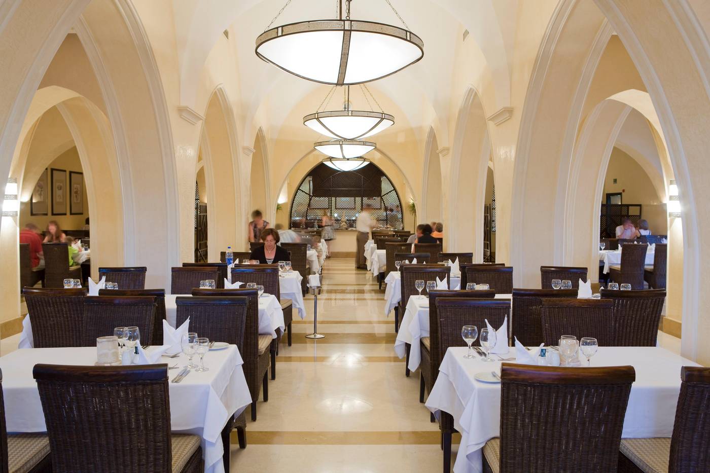 Jaz-Makadi-Star-Resort-and-Spa-Restaurant-38