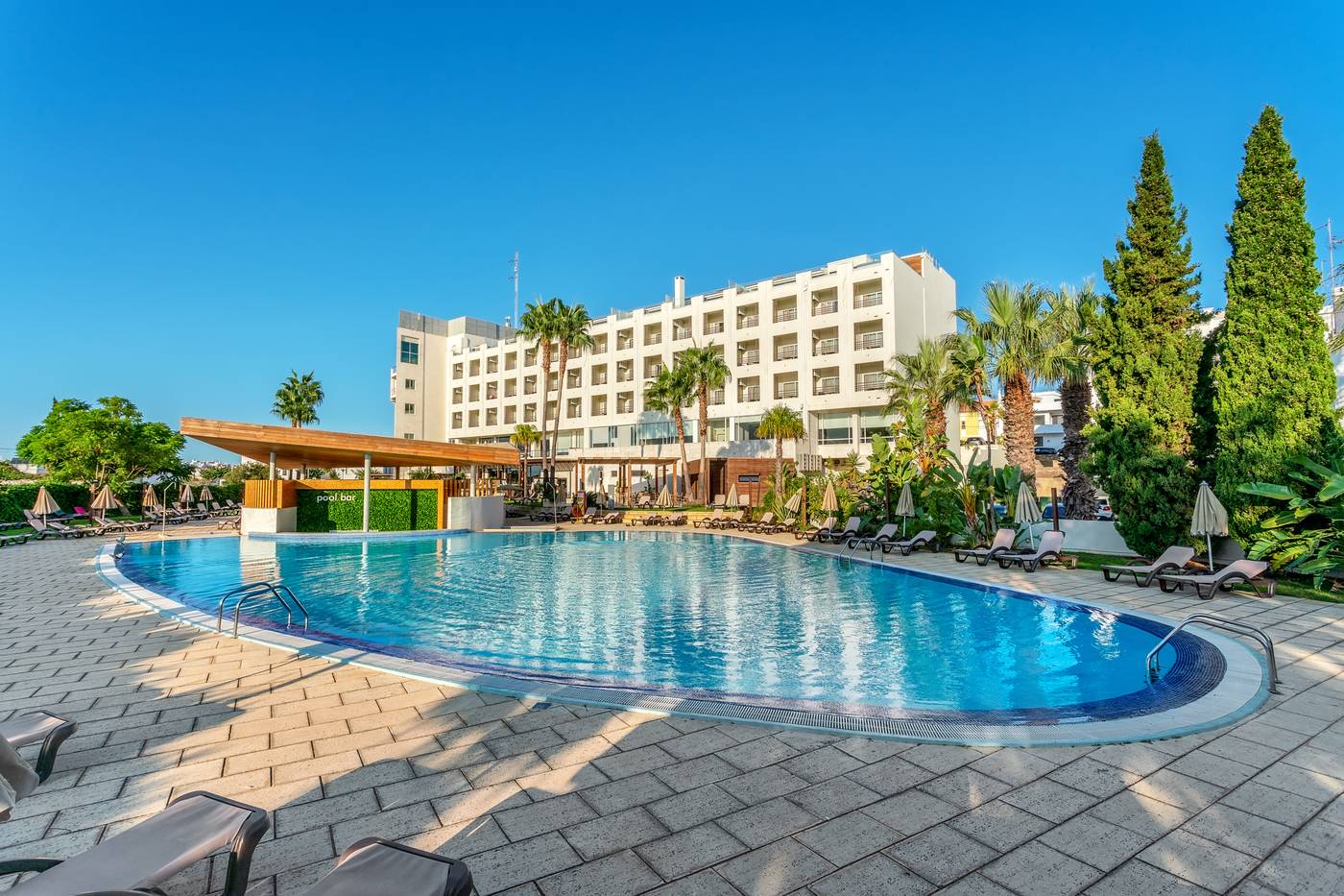 AP-Maria-Nova-Lounge-Hotel---Adult-Only--16---Pool-3