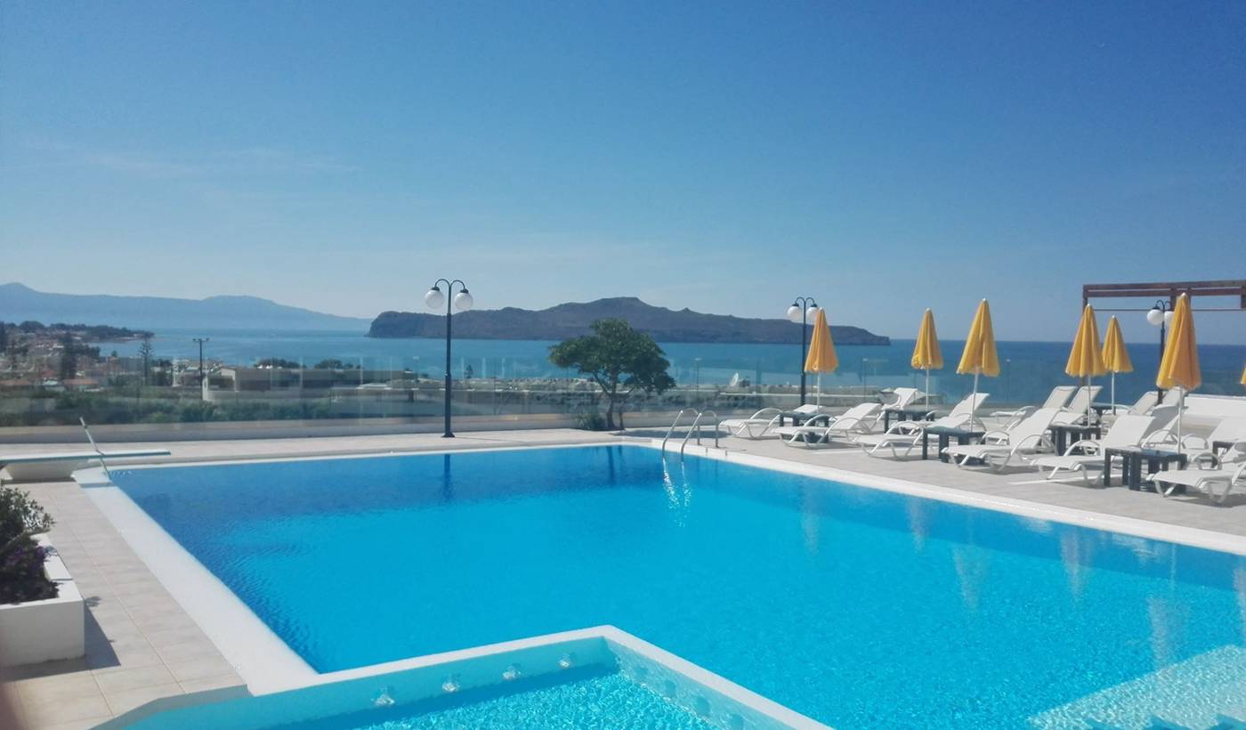 Top-Hotel-Pool-8