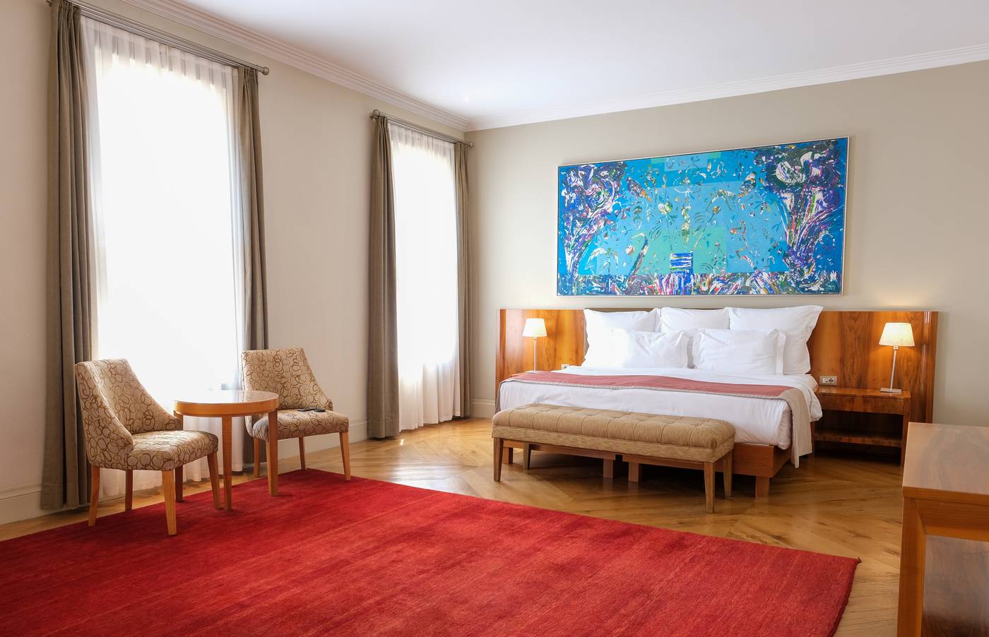 Tomtom-Suites-Room-14