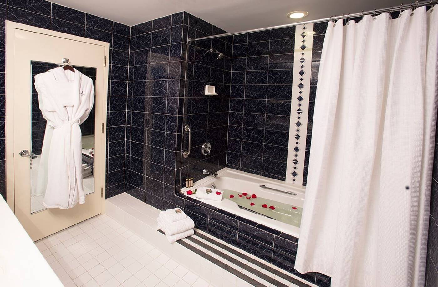 Fitzpatrick-Grand-Central-Room-18