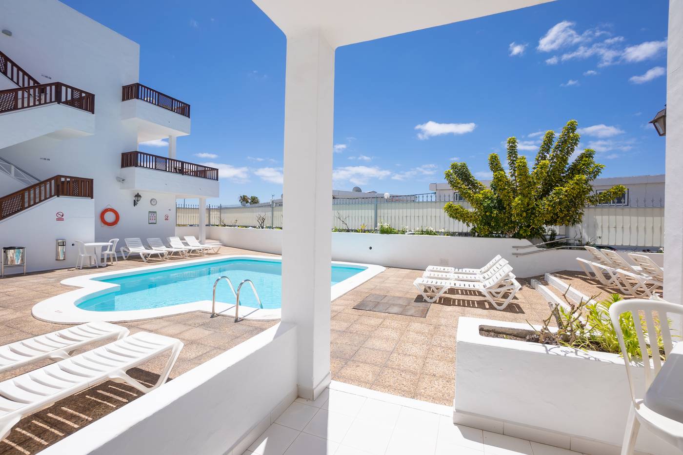 Vista-Mar-Apartments-Room-4