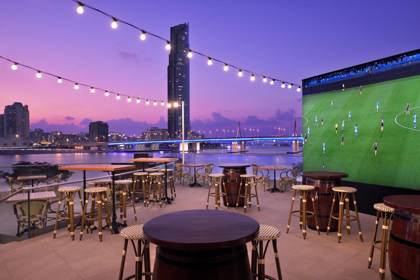 Crowne-Plaza-Dubai-Festival-City-Hotel-Restaurant-11