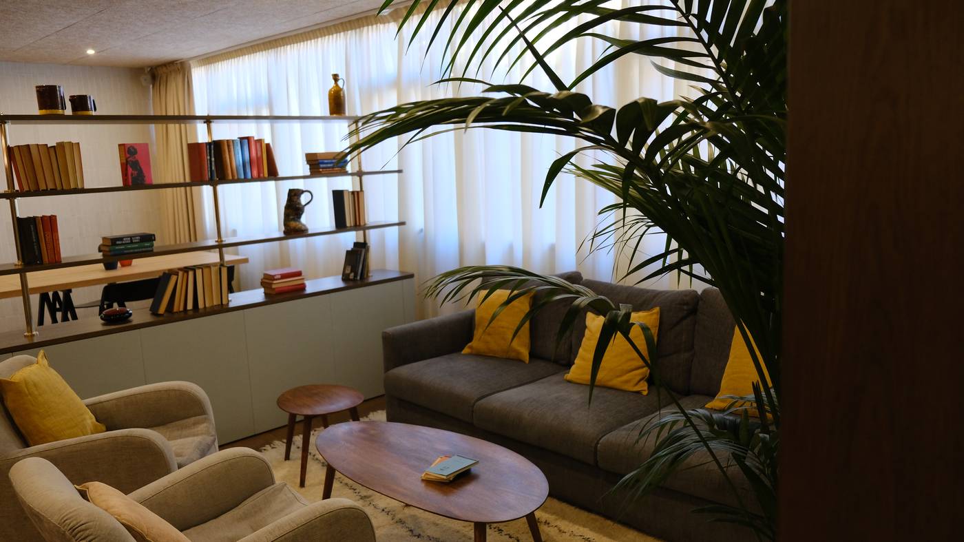 c-hotels-Club-House-Lobby-13