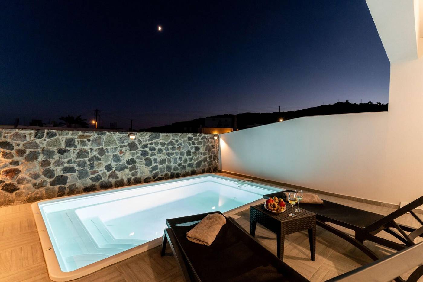 Santorossa-Luxury-Villas-Room-8