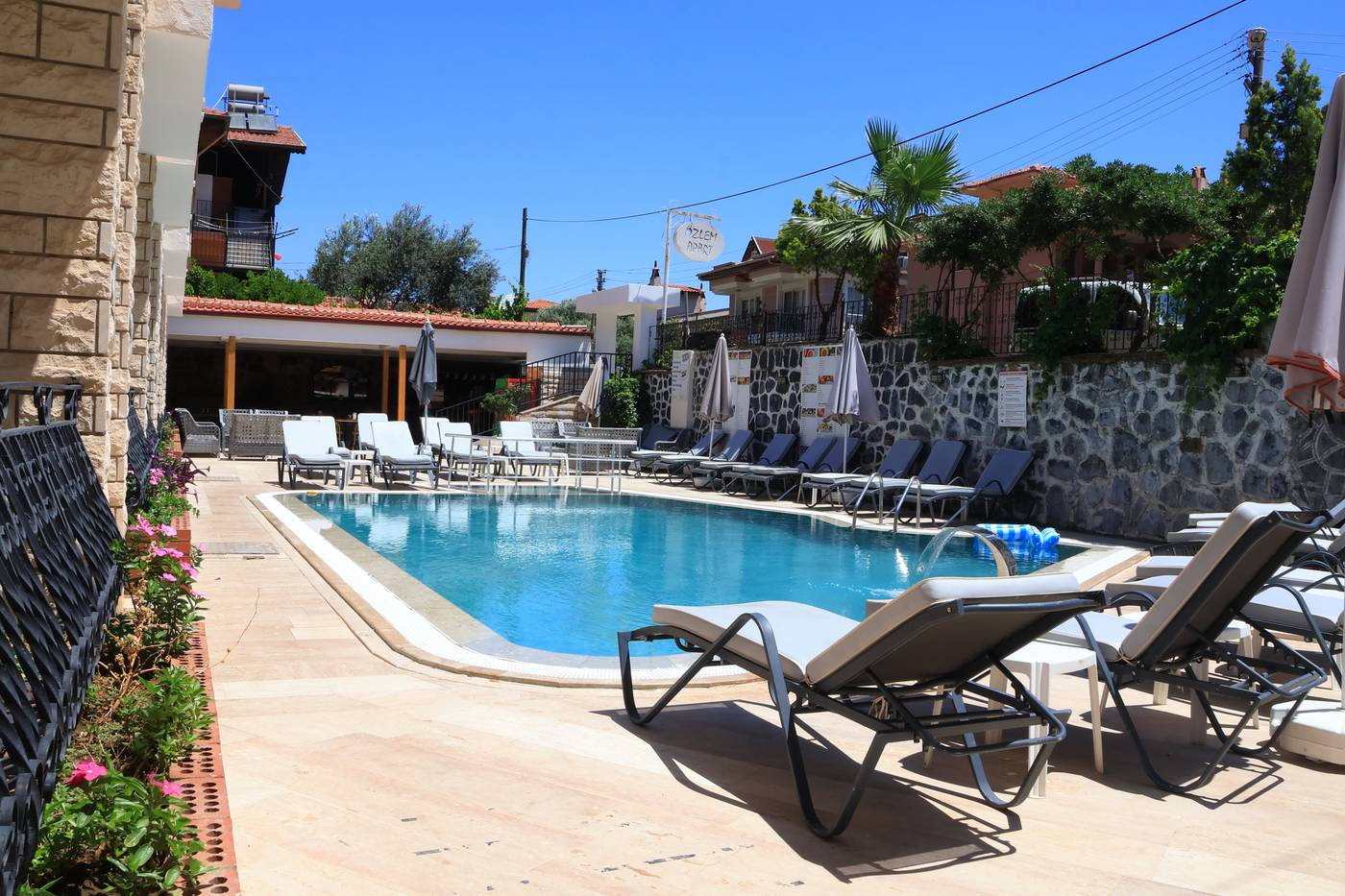 Ozlem 1 Apartments