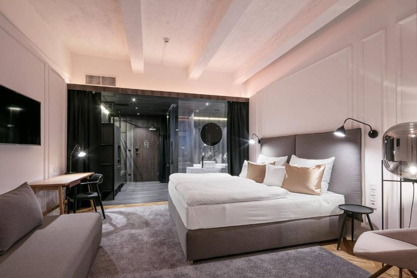 Pytloun-Boutique-Hotel-Prague-Room-15