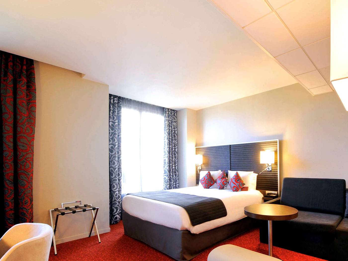 Hotel-Mercure-Paris-Tour-Eiffel-Pont-Mirabeau-General-view-36