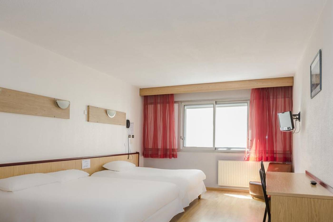 Kyriad Direct Grenoble-France-GRENOBLE-General view-4