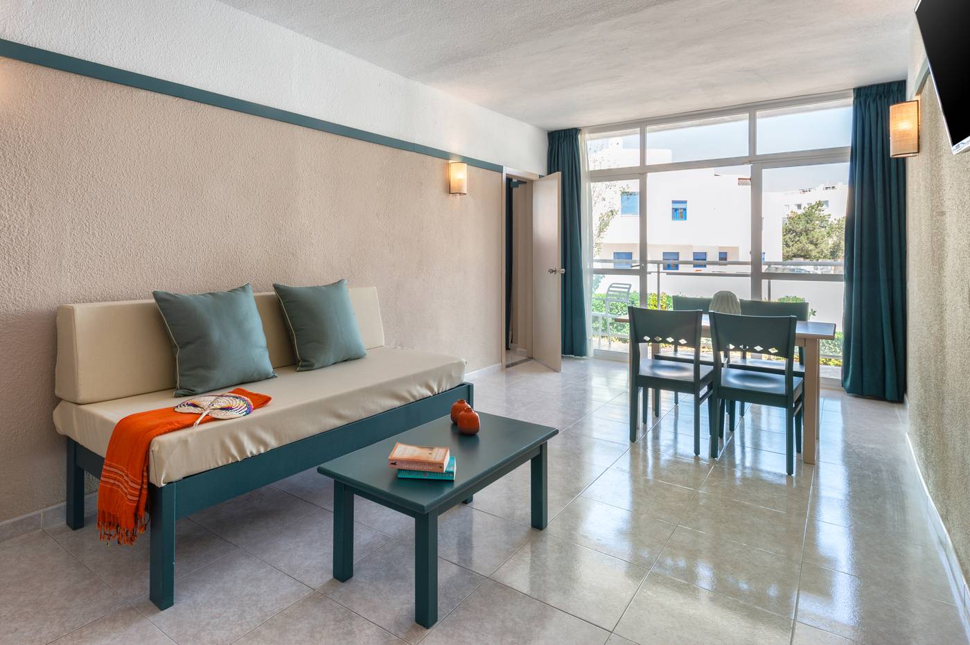 Club-Maritim-Room-21