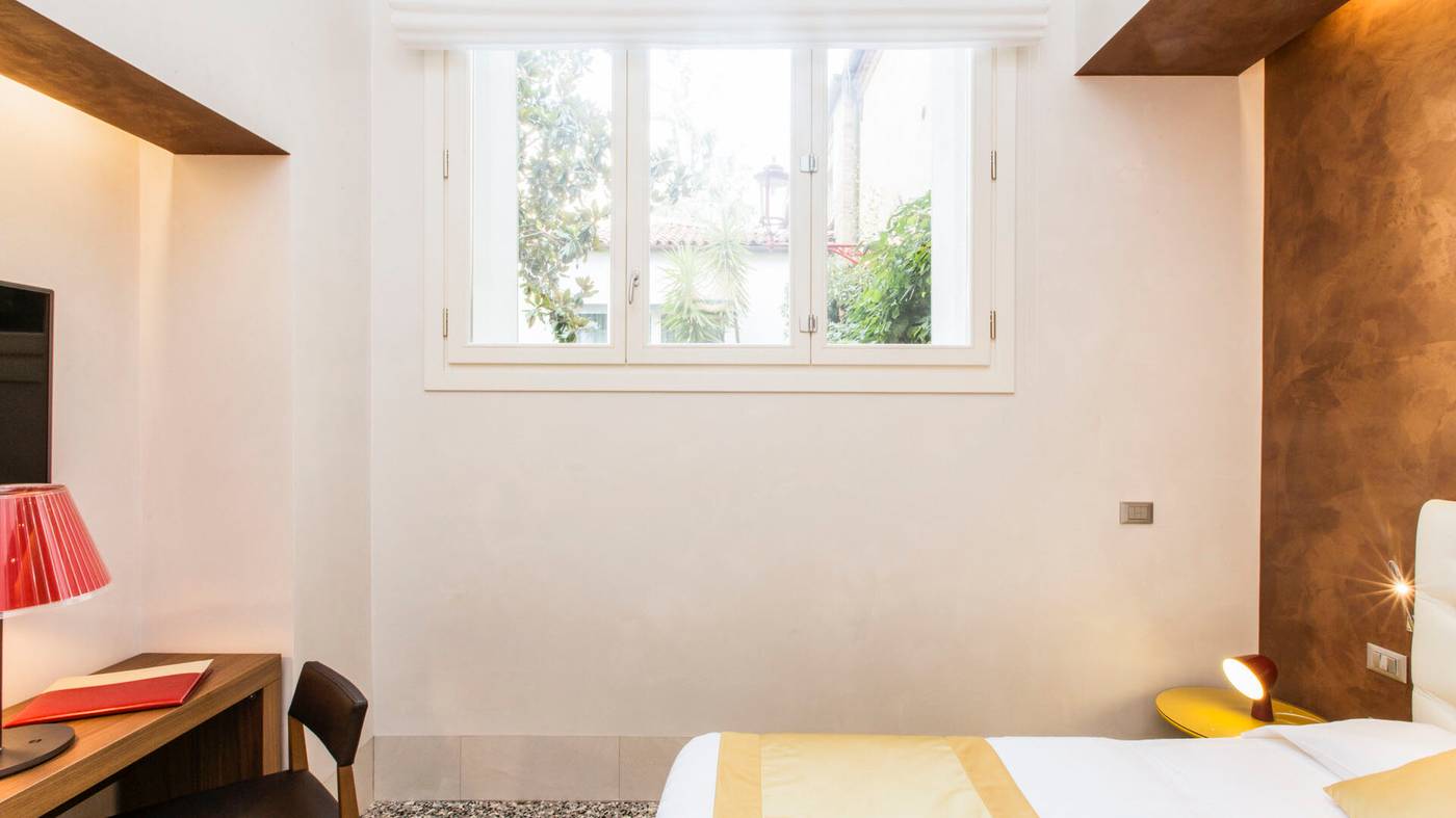 American-Dinesen-Room-34