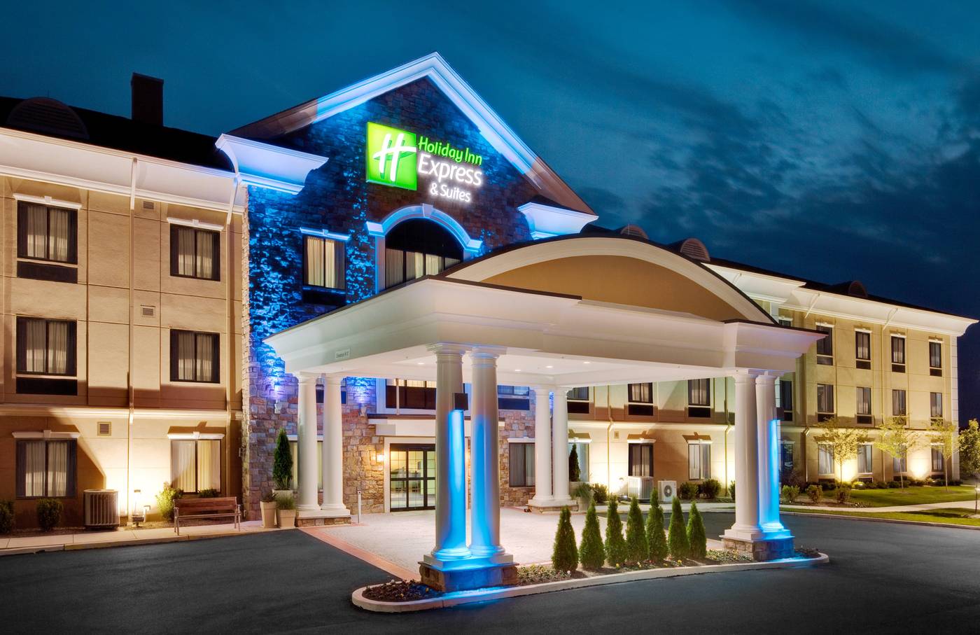Holiday Inn Express Hotel & Suites Doylestown-United States-WARMINSTER-General view-1