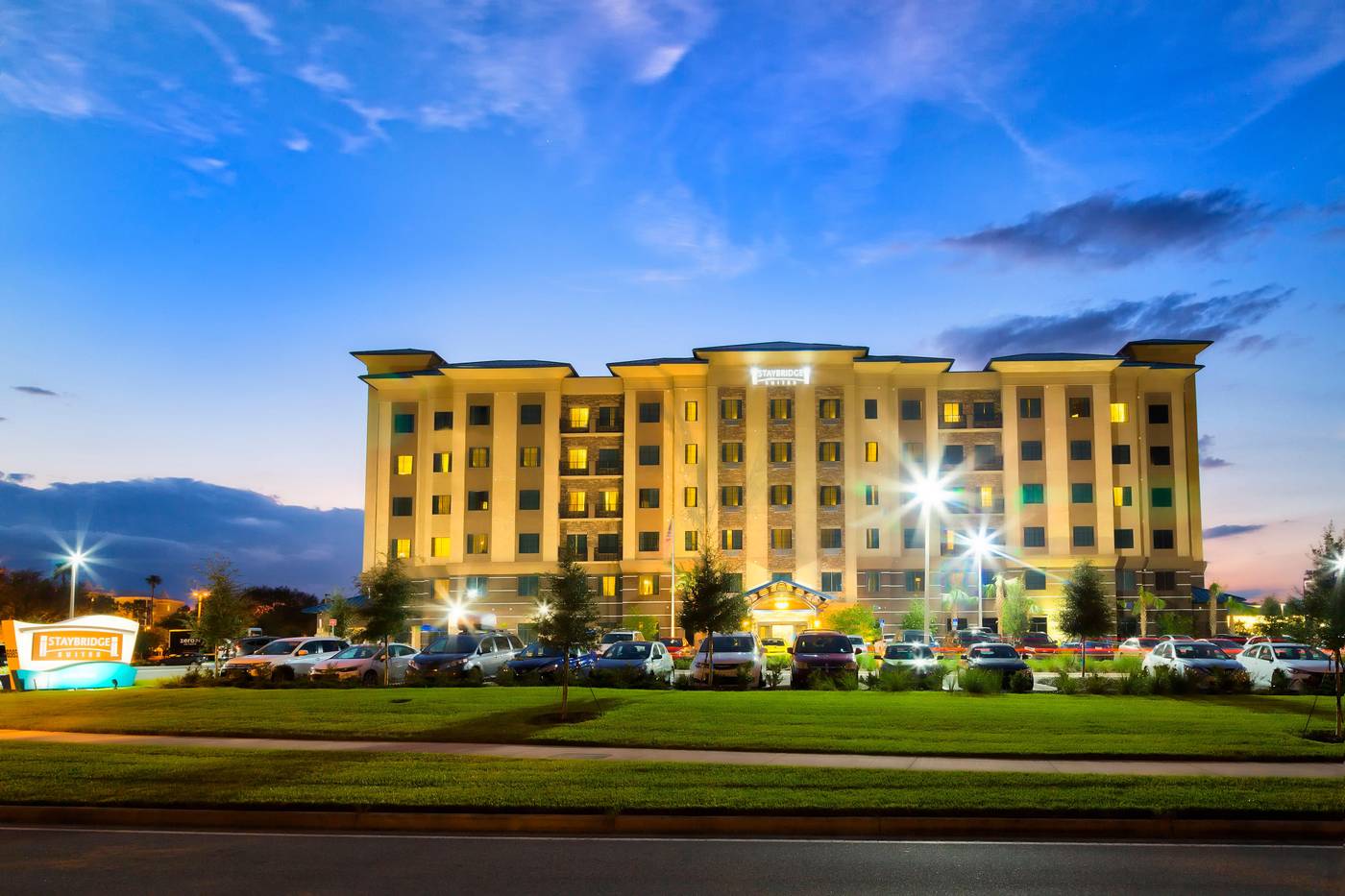 Staybridge Suites Orlando at SeaWorld, an IHG hote-United States-Orlando-General view-3