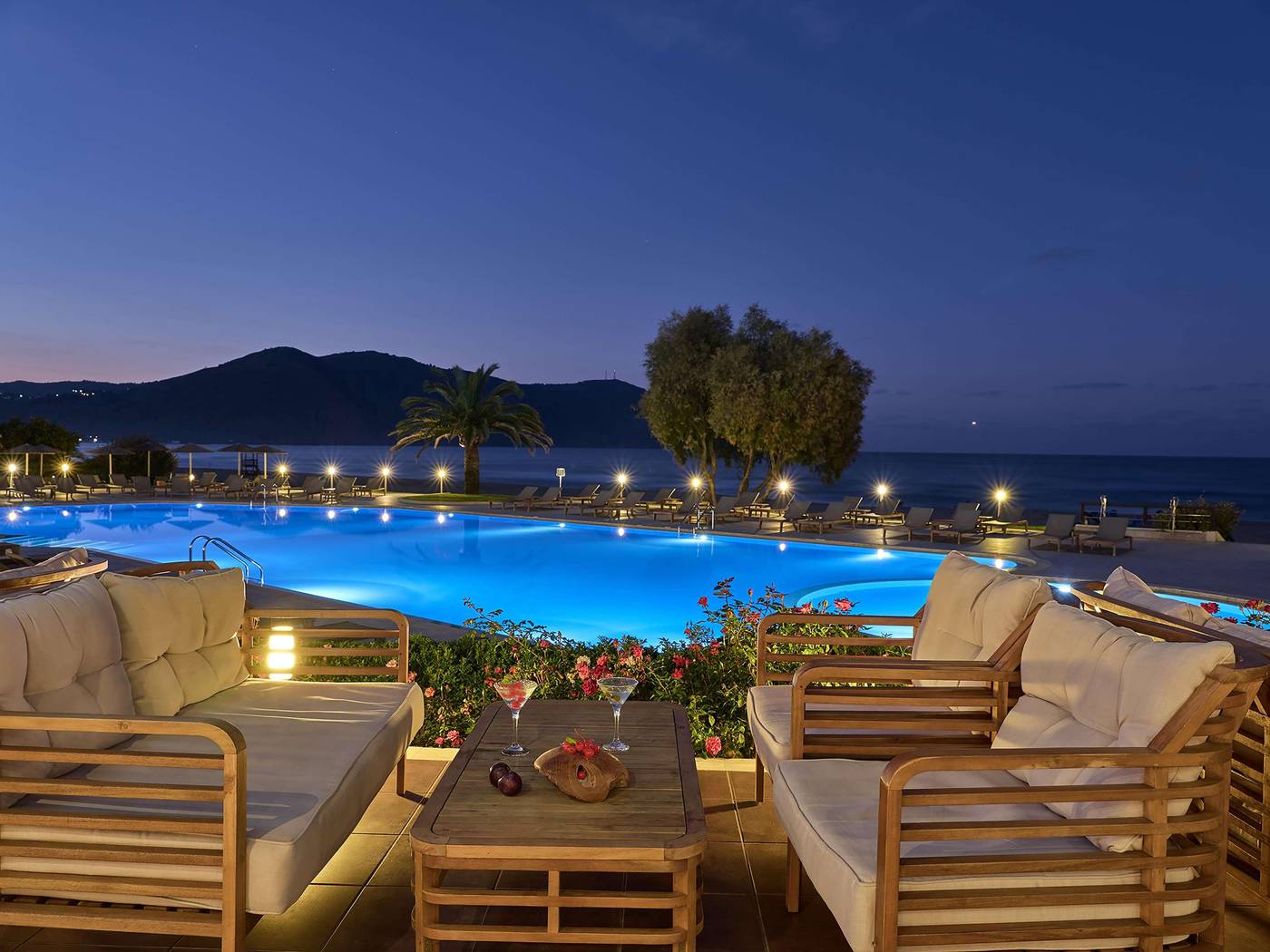 Pilot-Beach-Resort-Bar-10