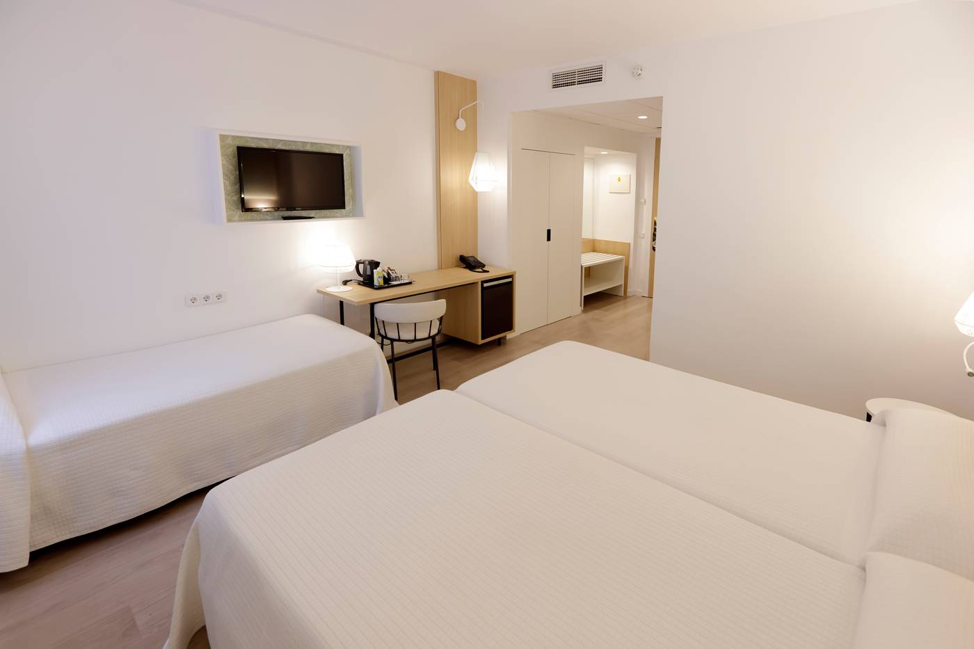 Sercotel-Carlos-III-Room-9