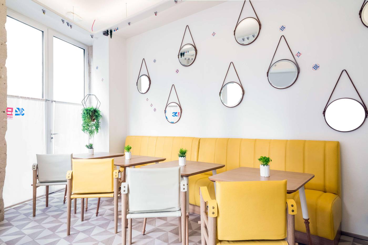 Hotel-34B-Astotel-Bar-11