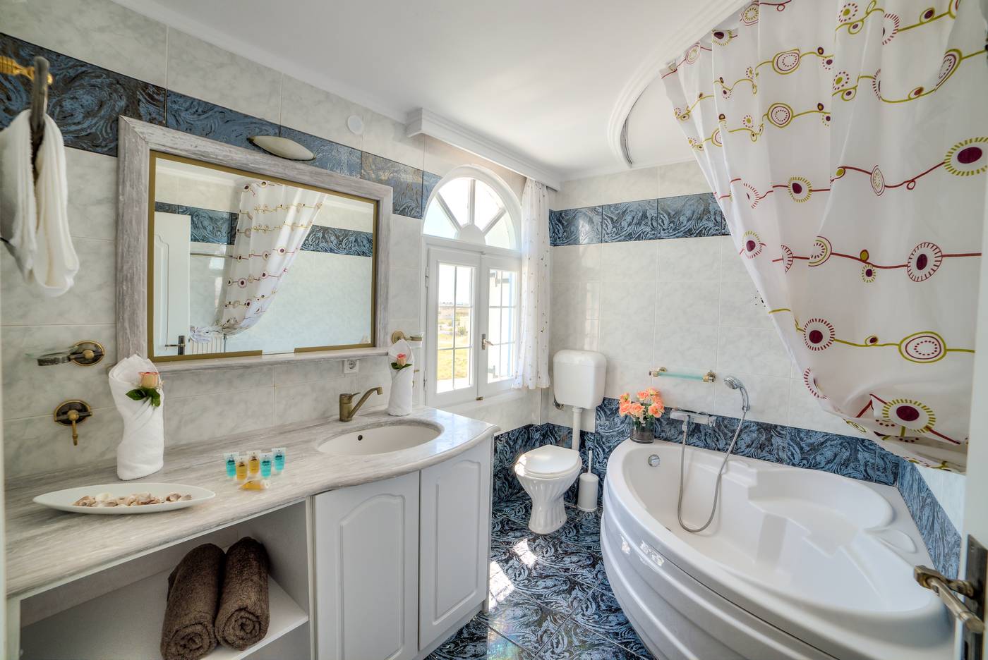 Villa-Olympia-Room-43