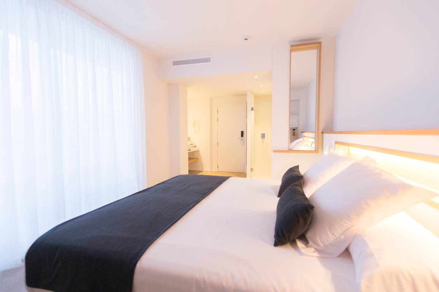 Hotel-Anfora-Ibiza-Room-35