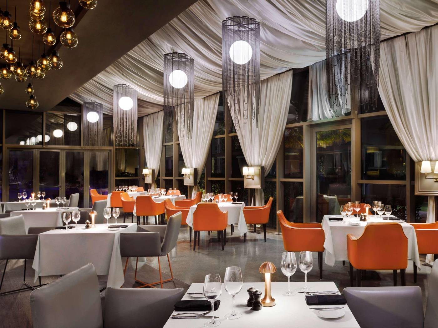 Movenpick-Jumeirah-Beach-Restaurant-54