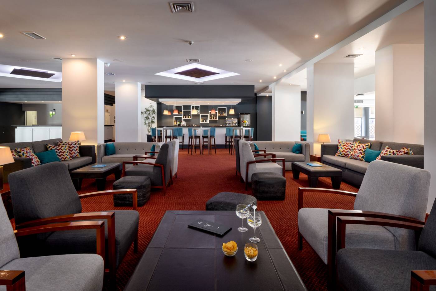 Pestana-Cascais-Ocean---Conference-Aparthotel-Bar-8