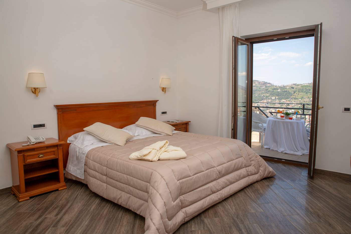 Resort-Sant-Angelo---SPA-Room-9