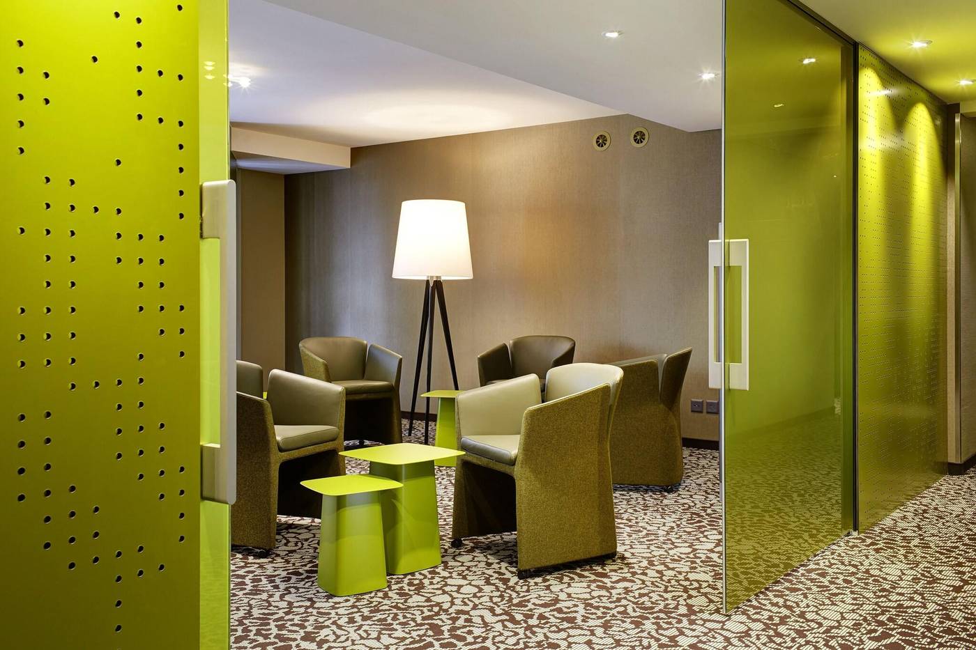 Continental-Park-Switzerland-Lucerne-Lobby-6