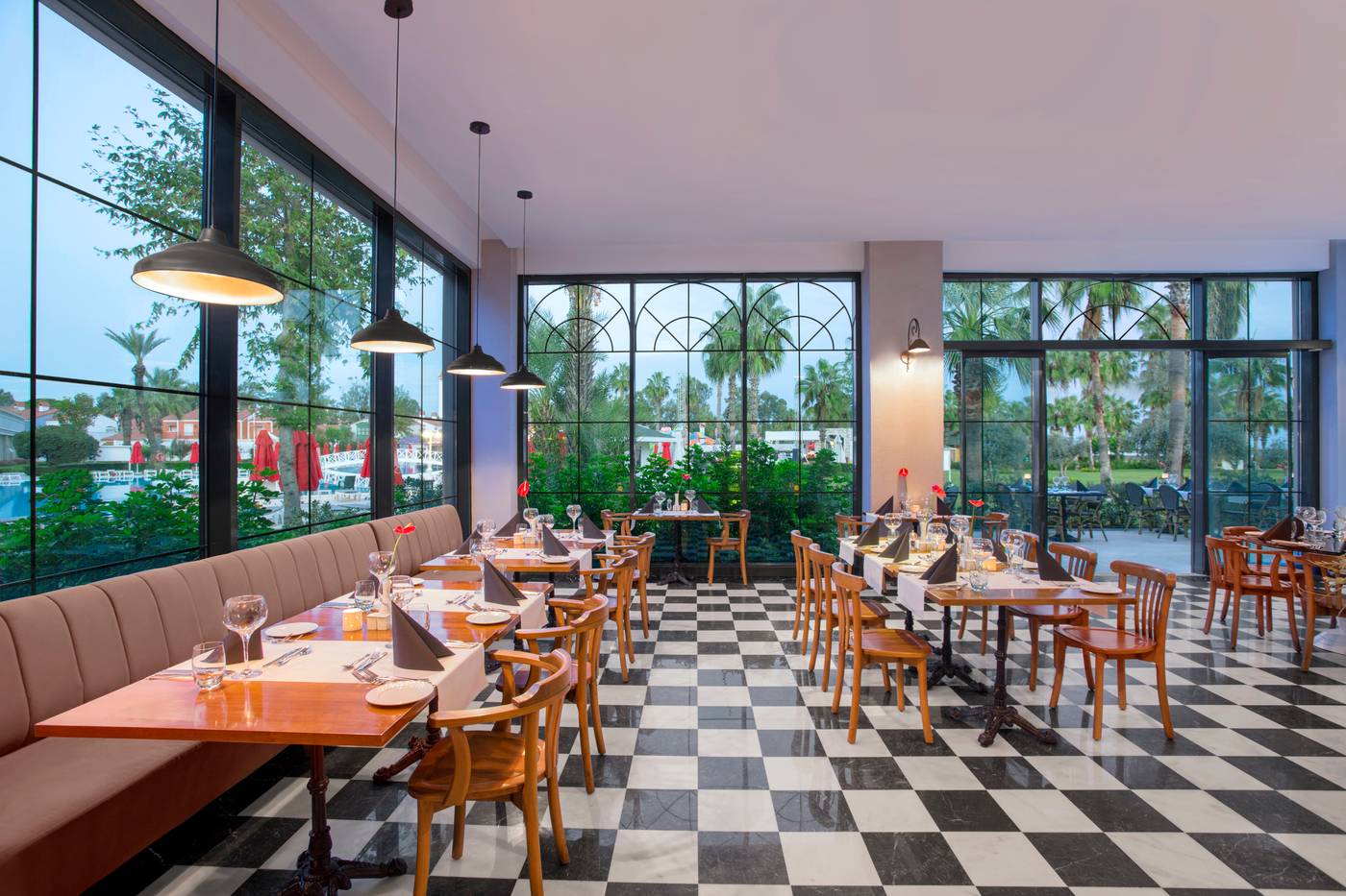 IC-Hotels-Santai-Family-Resort-Restaurant-50