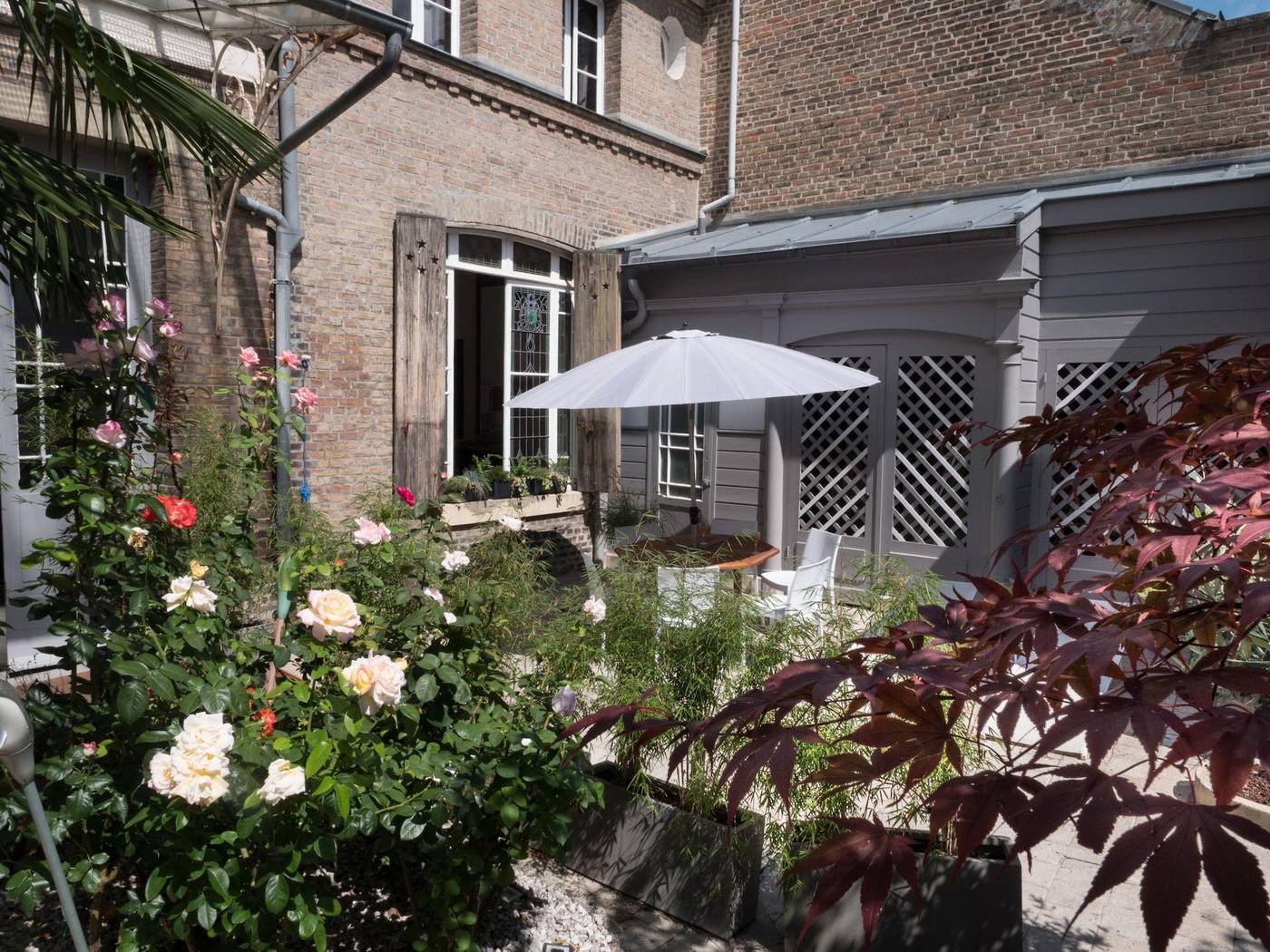 Une Maison en Ville chambres d'hôtes-France-AMIENS-General view-3