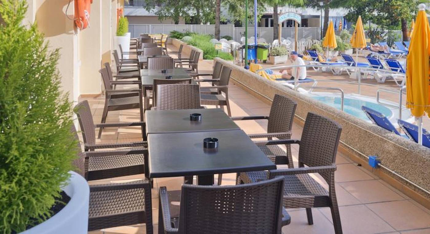 Oasis-Tossa-Pool-9