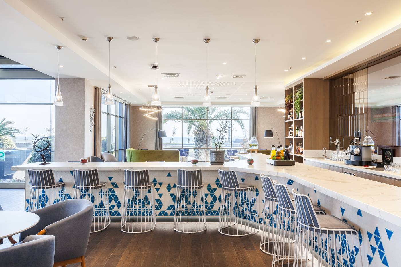 Novotel-Istanbul-Zeytinburnu-Bar-13