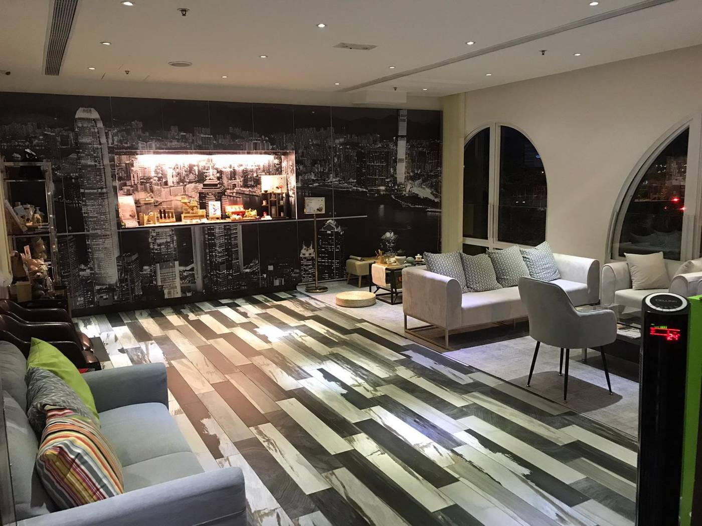 Crafa-Harbour-Hotel-Lobby-6