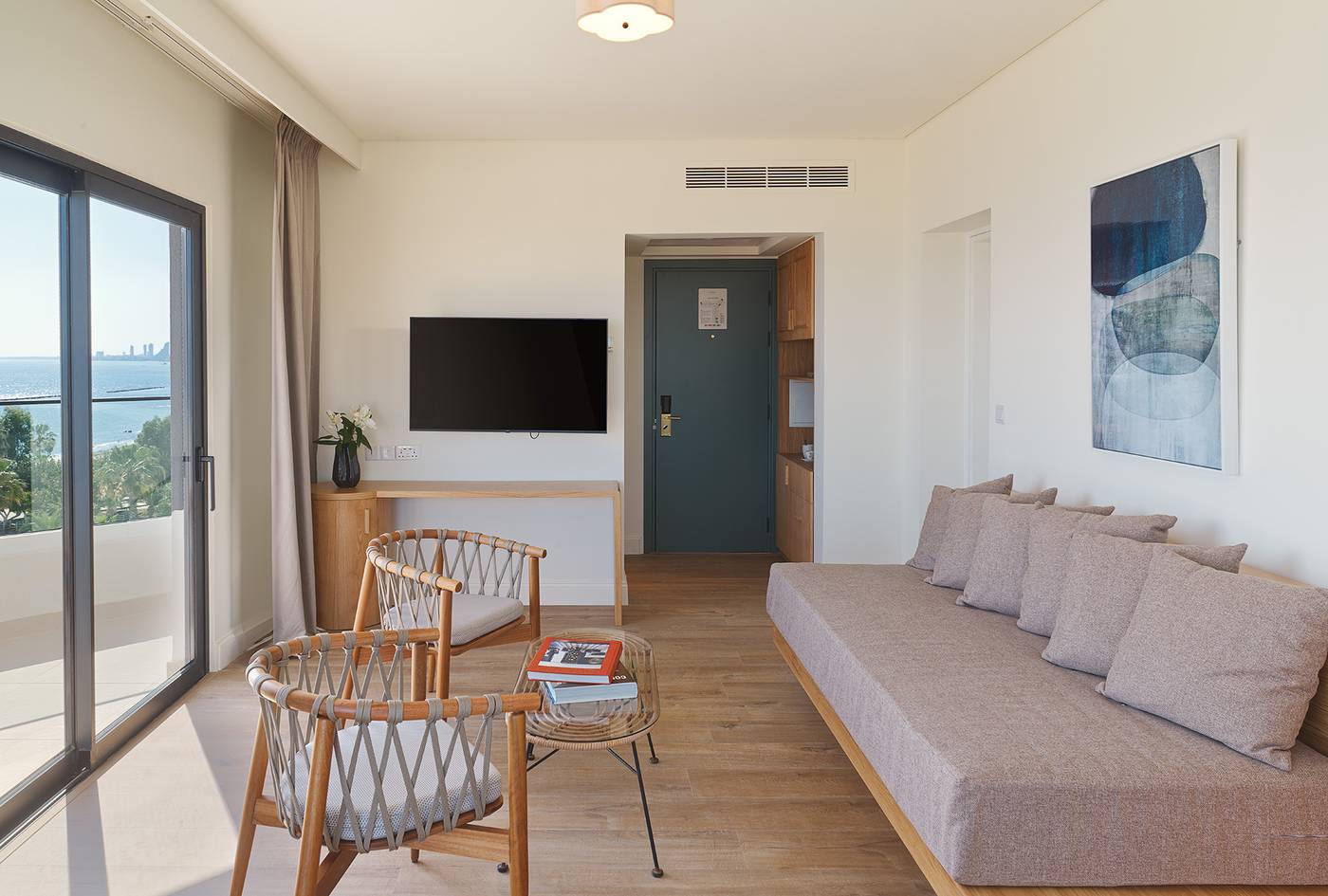 The-GrandResort-Limassol-Cyprus-by-Leonardo-Hotels-Room-37