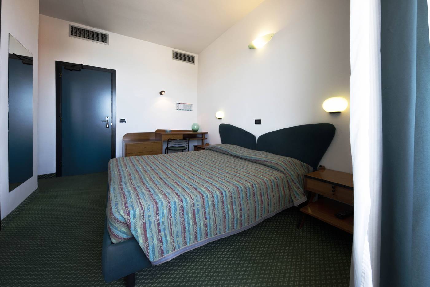 Hotel Ali D'oro-Italy-Rimini-Room-7