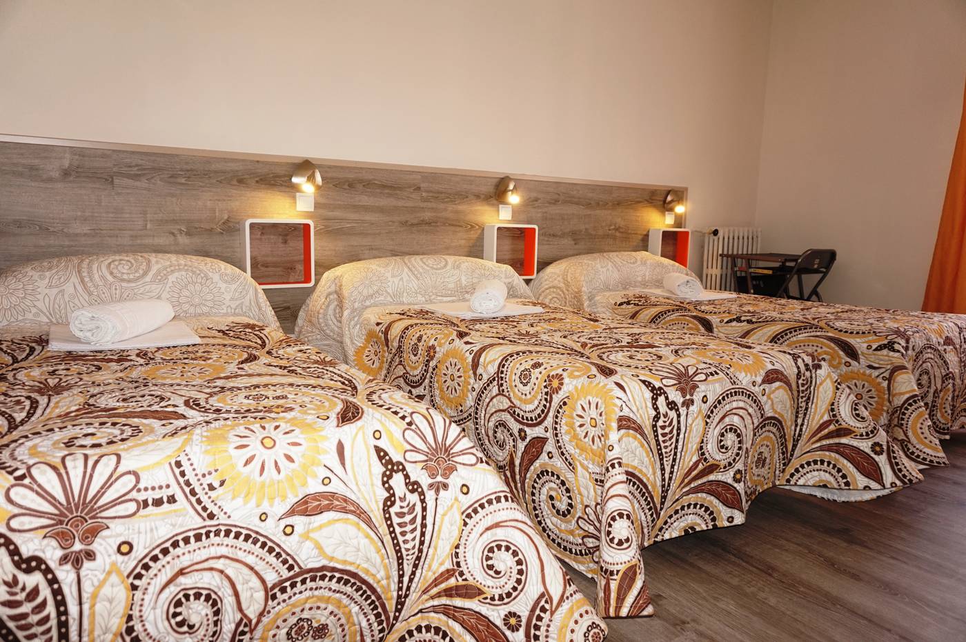 Mucho-Madrid-Room-40