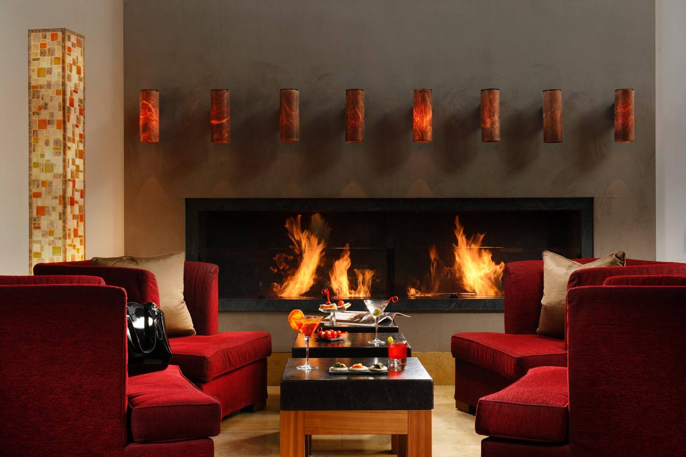 Milan-Suite-Hotel-Lobby-11