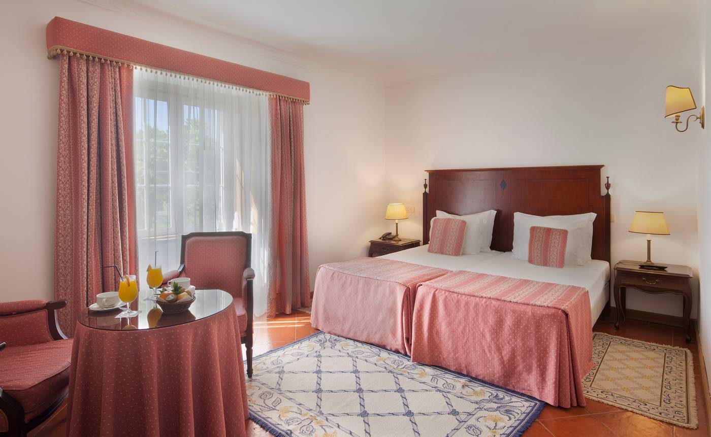 Turim-Club-D-Azeit-o-Hotel-Room-4