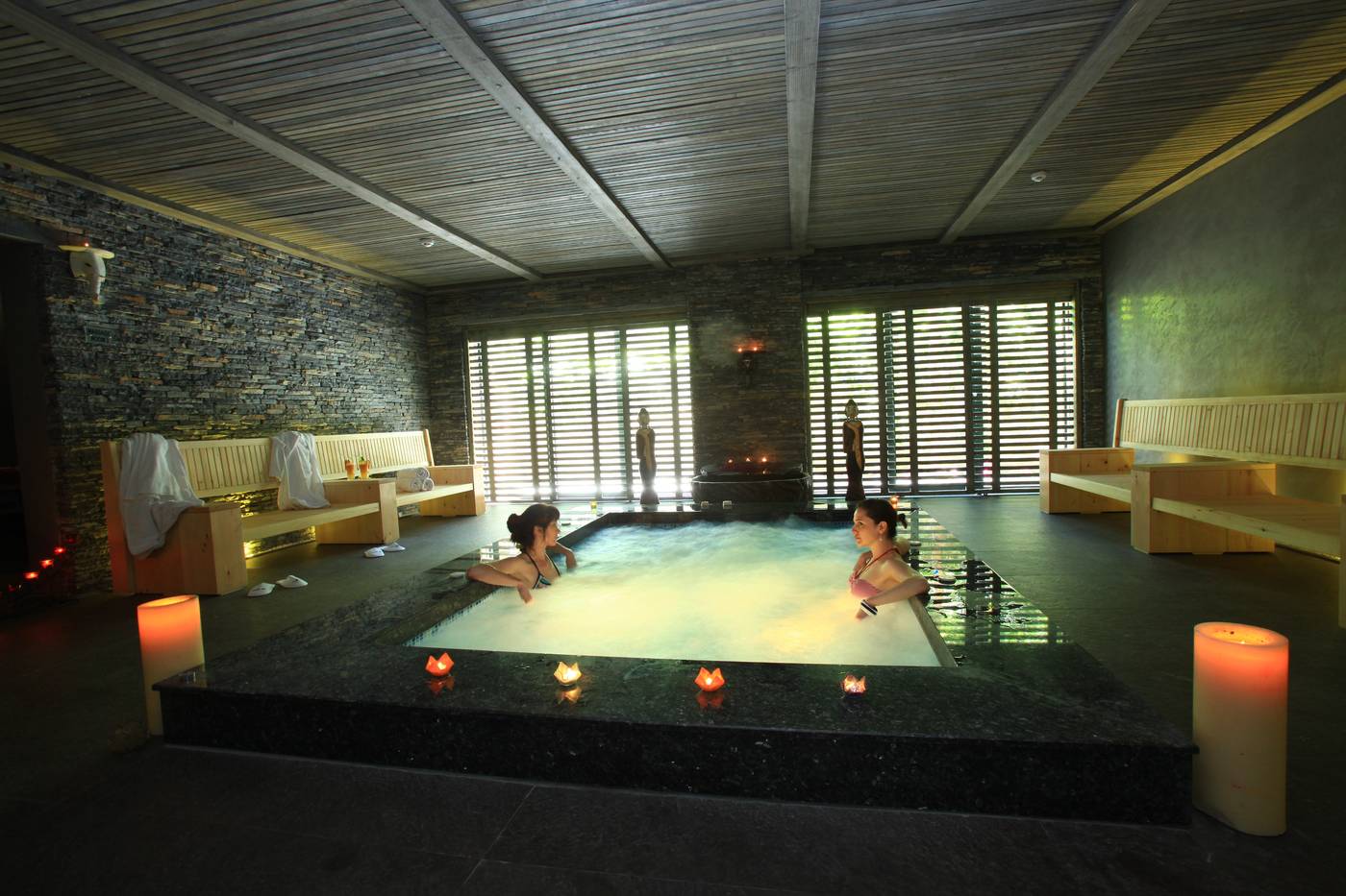 Zeytinada Hotel