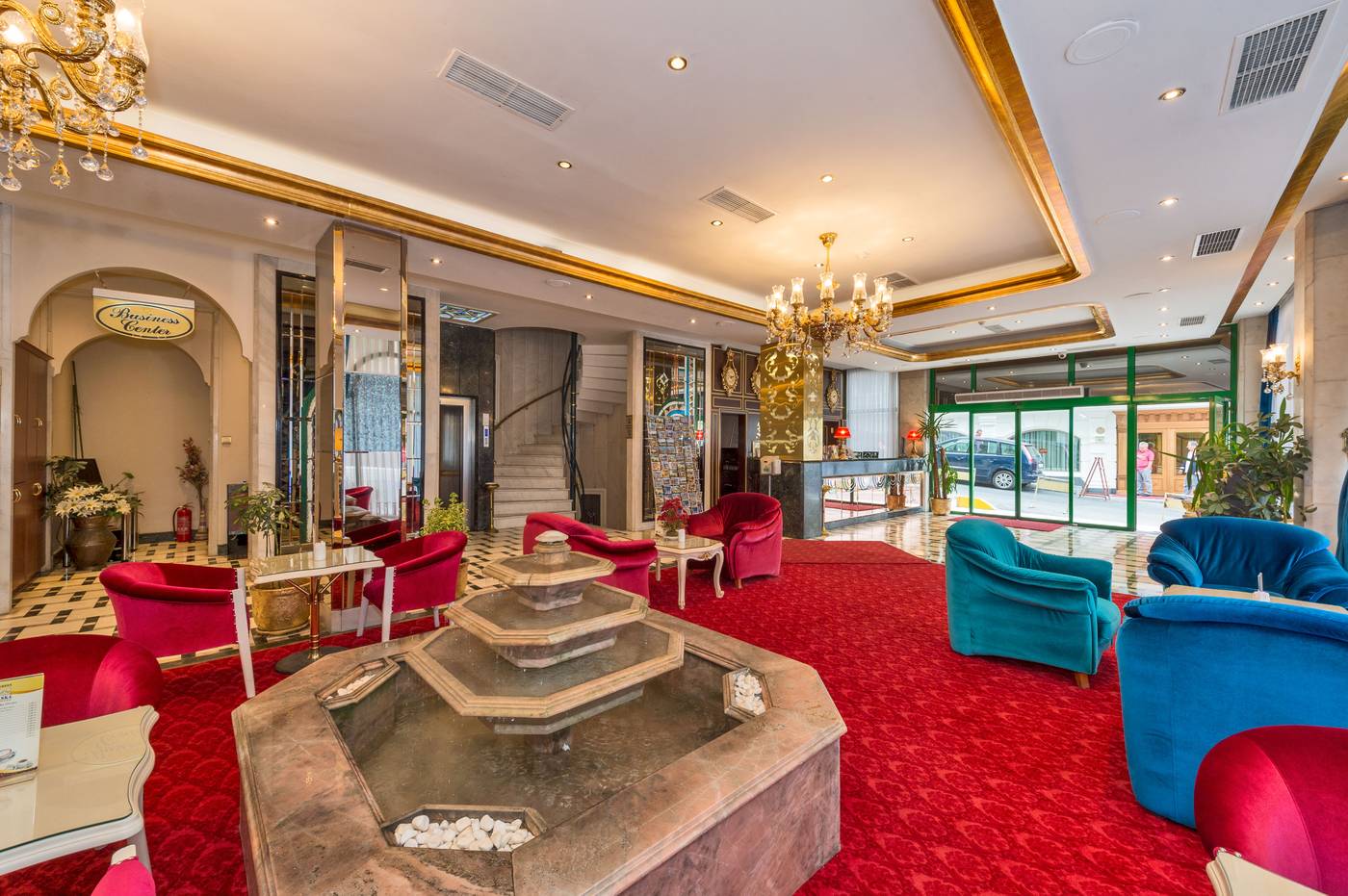 Green-Anka-Hotel-Lobby-4
