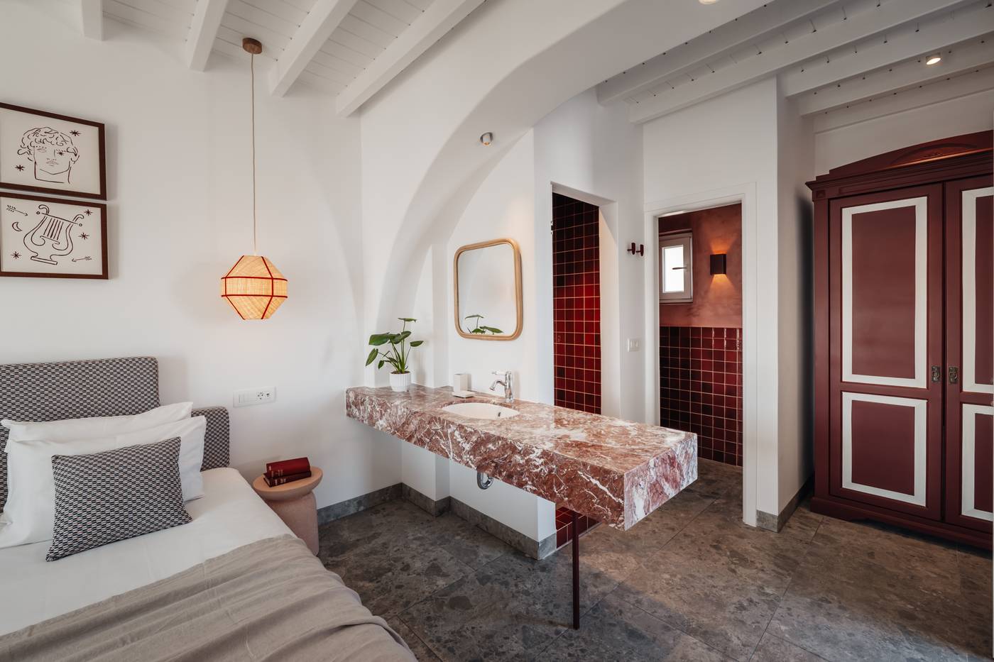 Pelican-Bay---Art-Hotel-Room-26