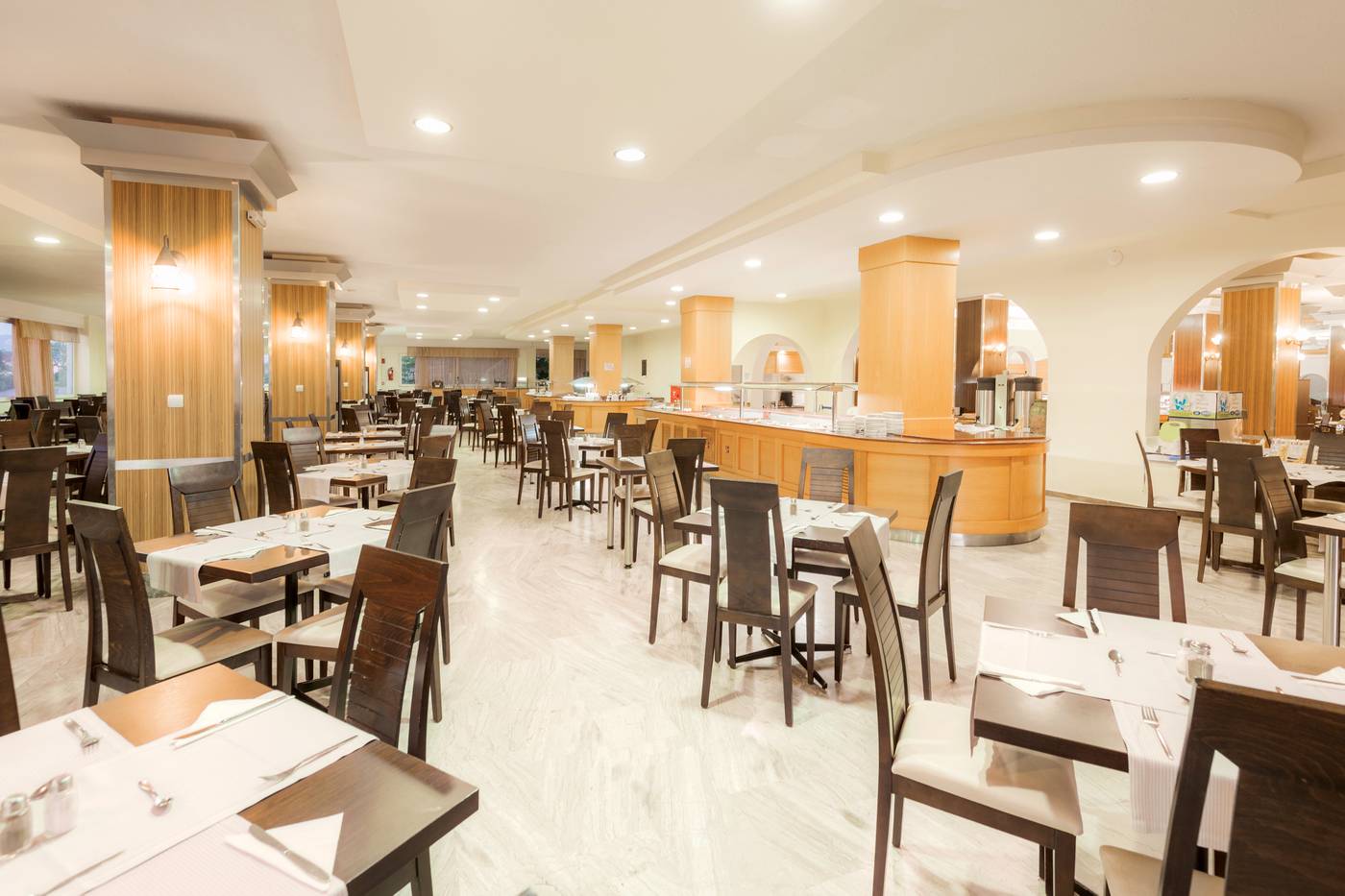 Atlantis-Hotel-Restaurant-58