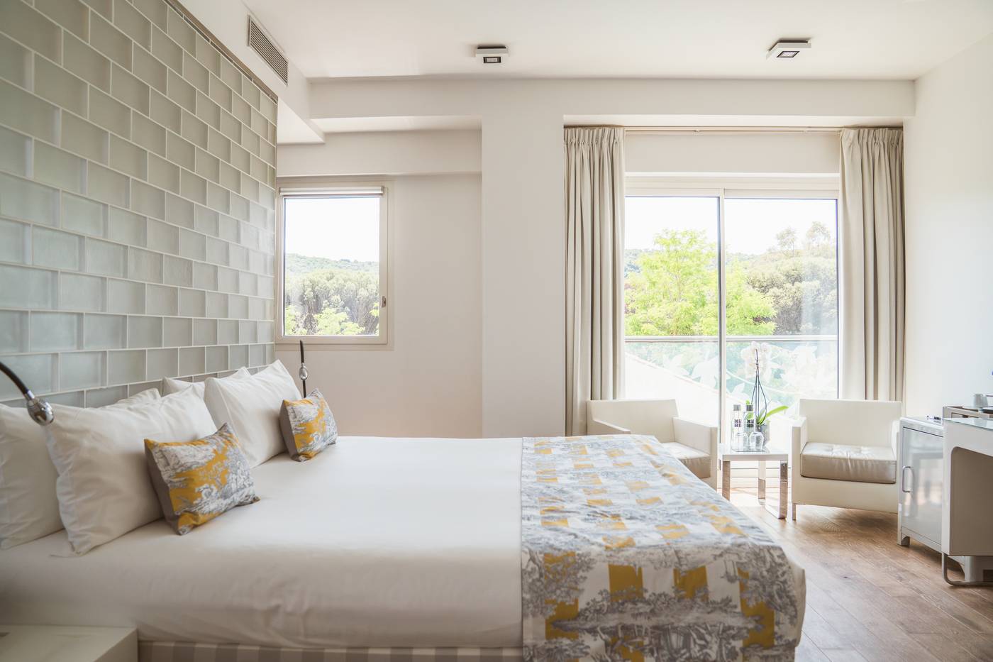 Kube-Hotel-St-Tropez-Room-56