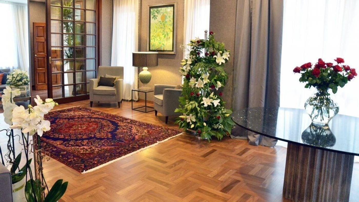 Borea-Luxury-B-B-Lobby-13