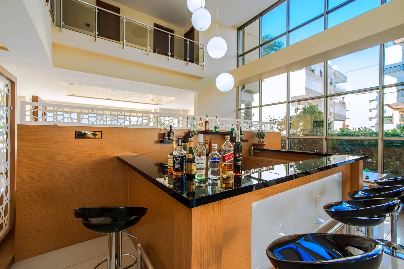 Santa-Marina-Hotel-Bar-17