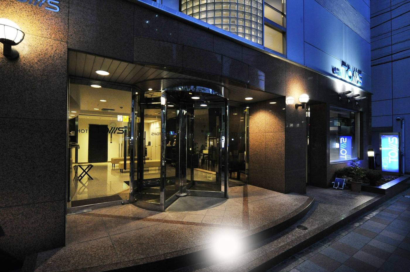 Hotel Toms-Japan-TOKYO-General view-1